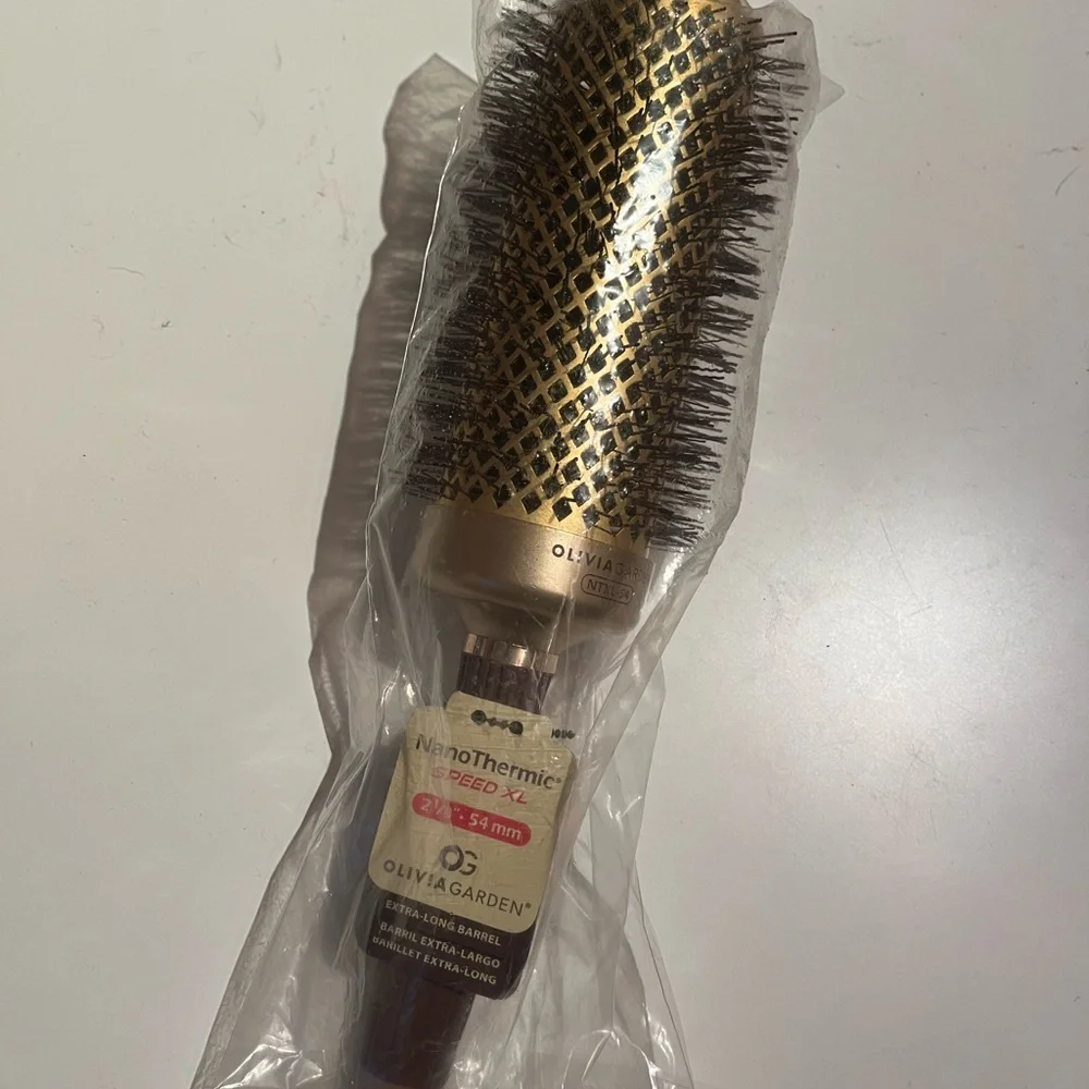Olivia Garden NanoThermic Ceramic + Ion Speed XL Round Thermal Hair Brush - Picture 5 of 5